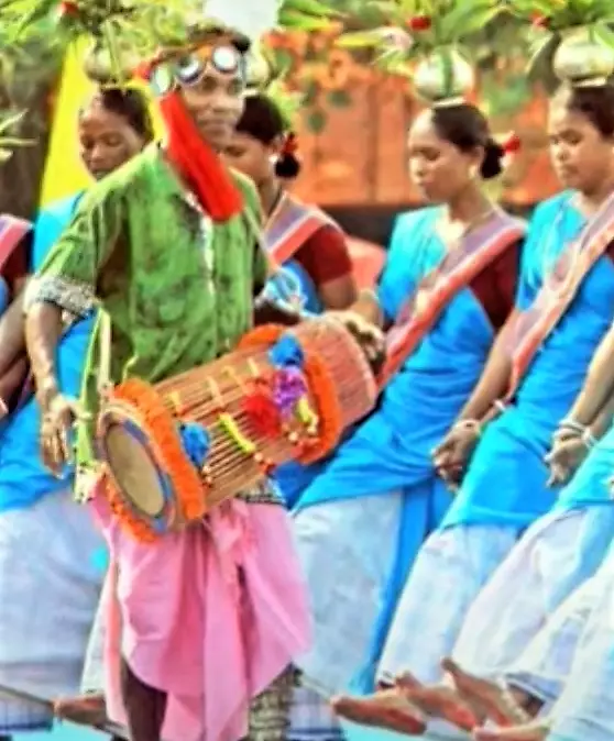 Jharkhand-Traditional-Dress