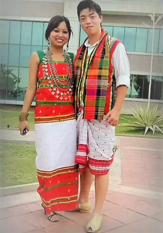 Tripura-Traditional-Dress