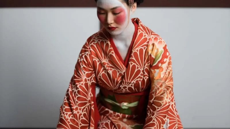 Geisha Makeup, Attire, Hairstyle, Skincare